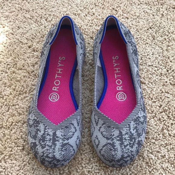 ROTHY'S retired print Size 6 grey snake print flats - Picture 1 of 8